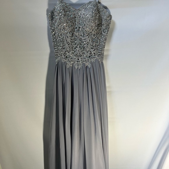 Formal strapless gown size 3 juniors - Picture 2 of 6